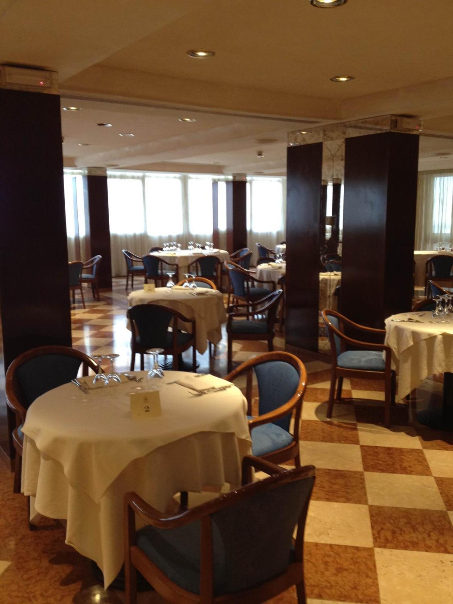 Grande Albergo Potenza Buitenkant foto