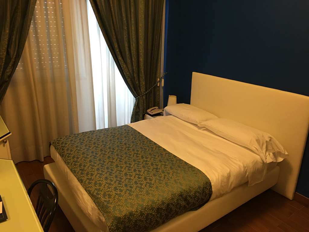 Grande Albergo Potenza Kamer foto