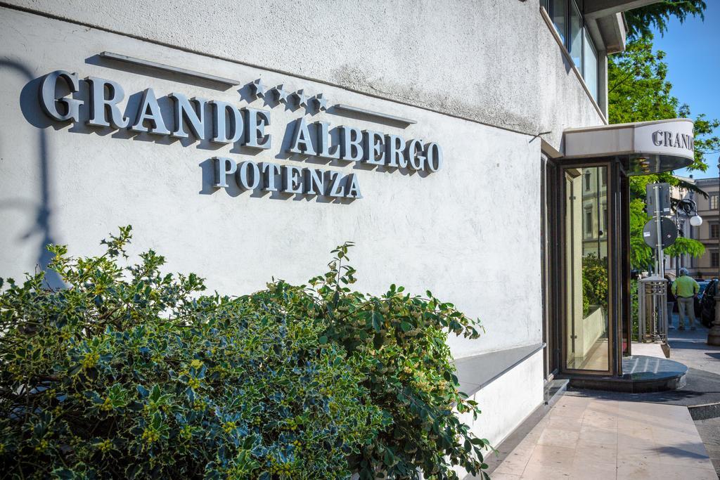 Grande Albergo Potenza Buitenkant foto